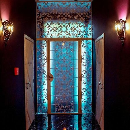 Hotel Riad Liege Bagian luar foto