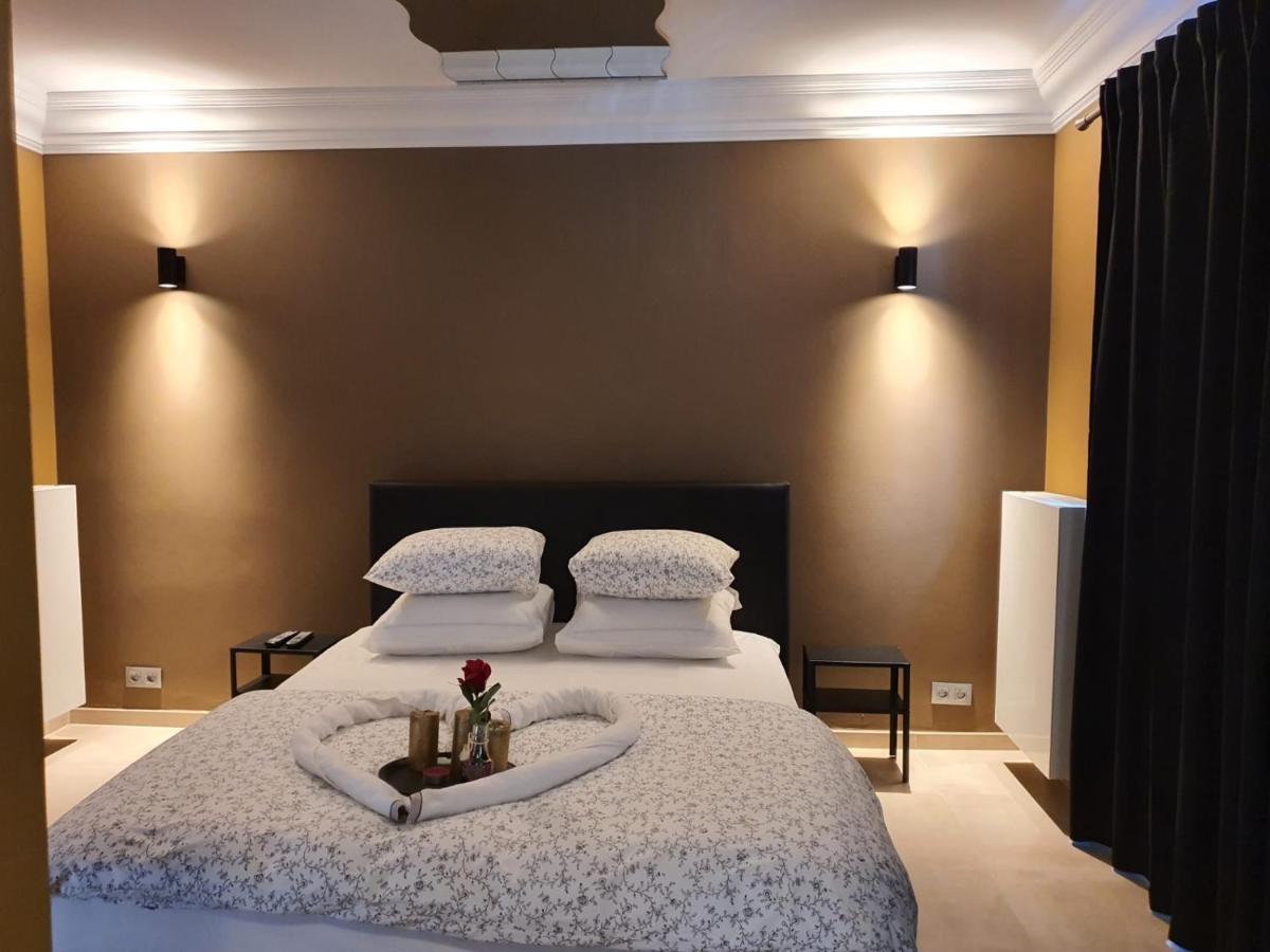 Hotel Riad Liege Bagian luar foto