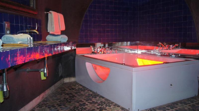 Hotel Riad Liege Bagian luar foto